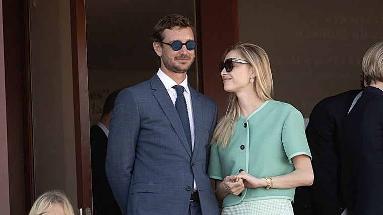 Beatrice Borromeo y Pierre Casiraghi dan la bienvenida a su tercer hijo: una niña llamada Bianca