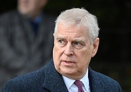 La familia de Virginia Giuffre celebra la renuncia del Príncipe Andrés a su título nobiliario: «Está empezando a hacerse justicia»