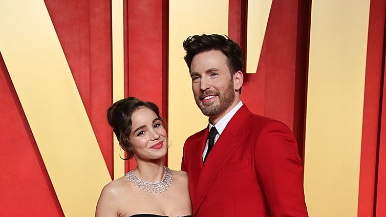 Chris Evans, padre por primera vez: así comenzó su historia de amor de película