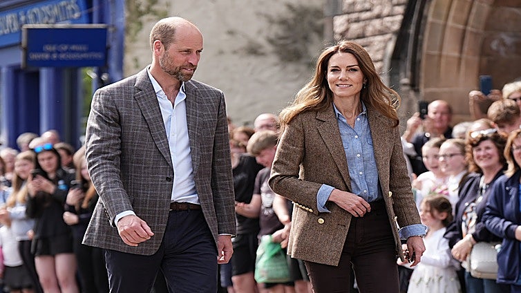 Los Príncipes de Gales ganan la batalla legal por las fotos de sus vacaciones y lanzan una amenaza