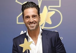 David Bustamante presume de abdominales esculpidos tras su impresionante cambio físico