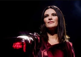 La muerte del tío de Laura Pausini desata la guerra en su familia: «No quiero que ella venga al funeral de mi padre»