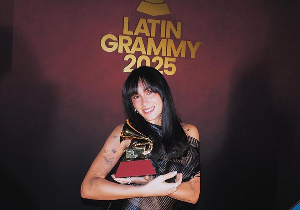 El primer Latin Grammy de Aitana llega con mensaje directo a Plex: «Le quiero con todo mi corazón»