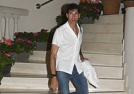 Cayetano Rivera aguarda juicio mientras Eva González y Blanca Romero salen en su defensa