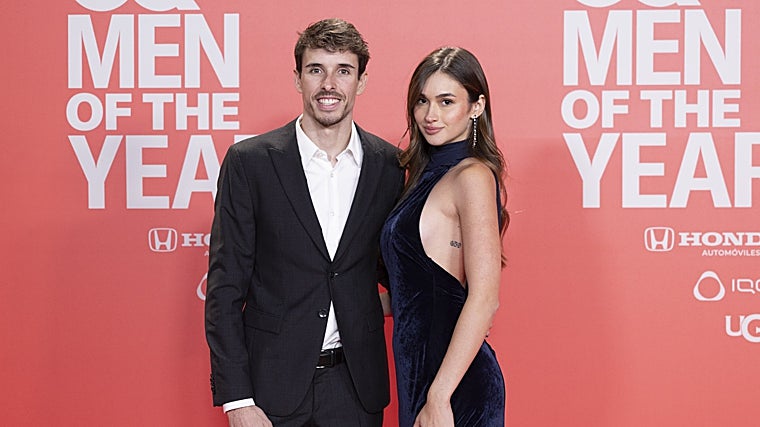 Alex and his girlfriend Gabriella