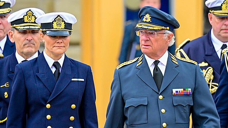 Carlos Gustavo de Suecia, evacuado a un lugar secreto y seguro en un simulacro de guerra con Rusia