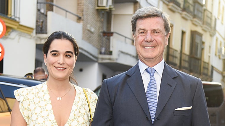 Cayetano Martinez de Irojo's health does not prevent him from spending the honeymoon of his dreams