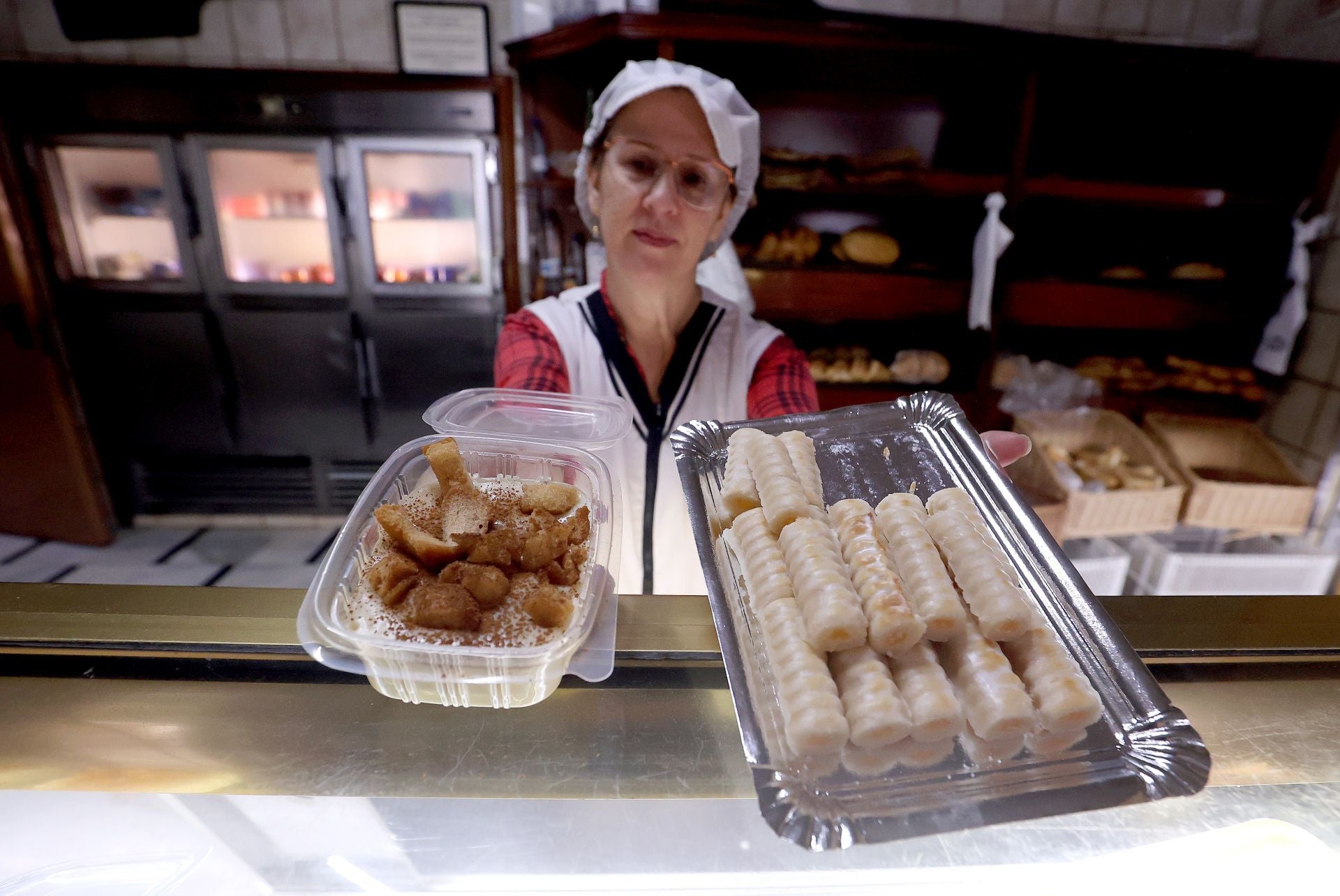 Los mejores dulces por la fiesta de los Santos en Córdoba, en imágenes