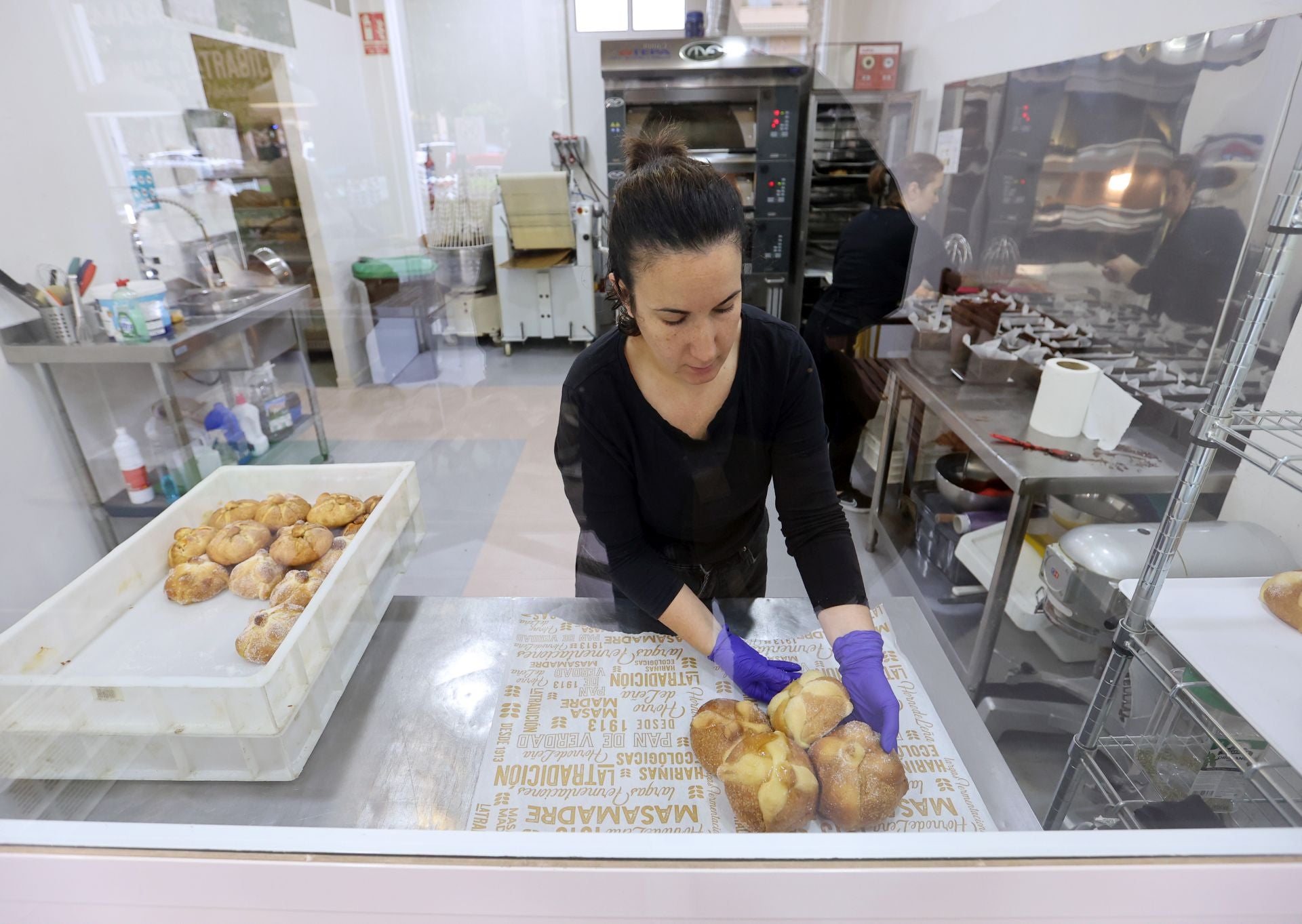 Los mejores dulces por la fiesta de los Santos en Córdoba, en imágenes