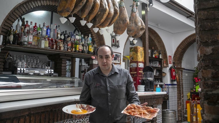 Santi Pizarro, en la Taberna Santi