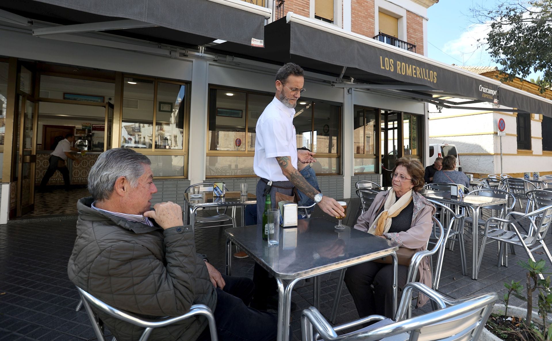 Ruta por los bares y restaurantes del Campo de la Verdad de Córdoba, en imágenes