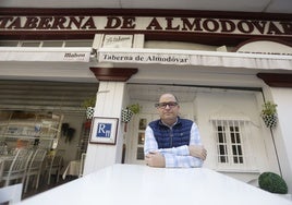 Ángel Sánchez , La Taberna de Almodóvar: «Nuestro secreto es combinar buen producto y las recetas familiares de toda la vida»