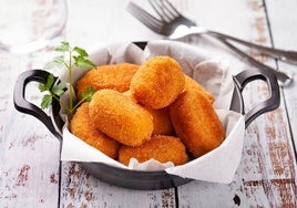 Las croquetas de puchero que puedes preparar con el caldo sobrante de Navidad