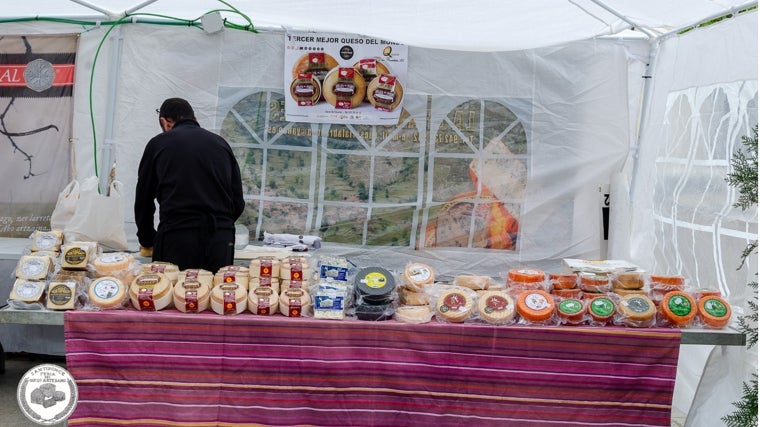 La V Feria Mercado del Queso Artesano de Santiponce vuelve con más de 20 queserías de toda España