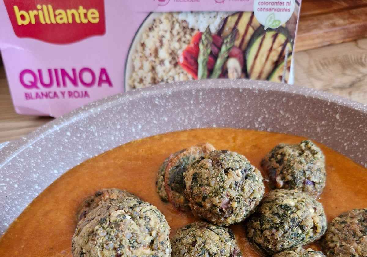 Albondigas de espinacas, berenjena requeson y quinoa