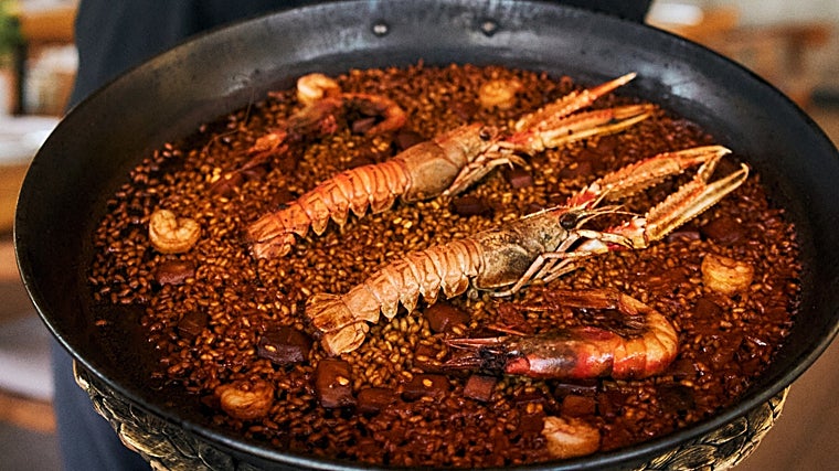 La propuesta gastronómica mantiene su fusión vasco-mediterránea pero incluye nuevos platos en carta