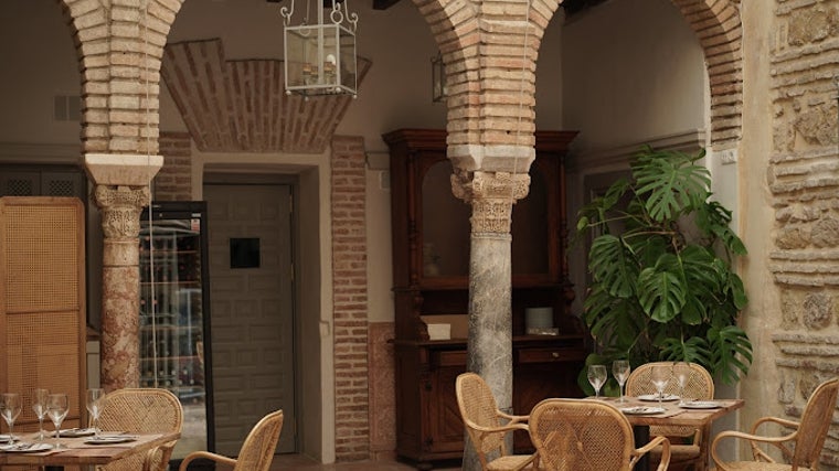 Patio de la Bodegas Mezquita Corregidor