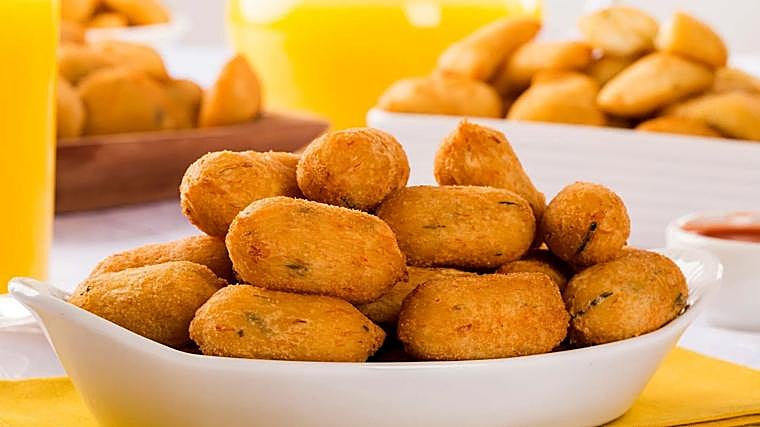 Ni tortilla ni marisco: estos son los platos de la Feria de Sevilla que puedo hacer en casa para la noche del &#039;Pescaíto&#039;