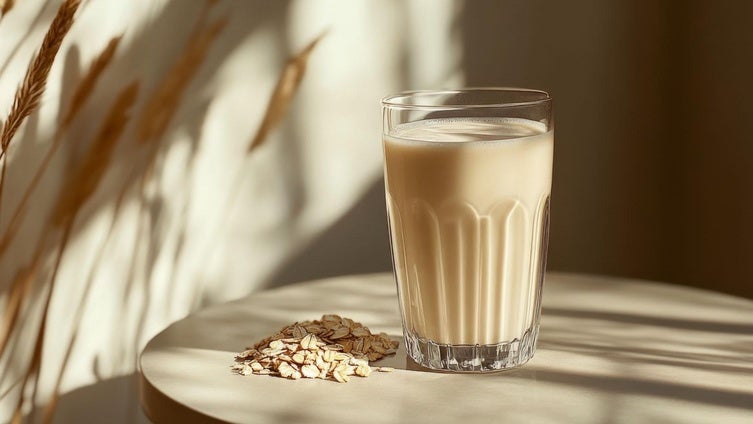 Agua de avena con manzana: prepara esta bebida para bajar el azúcar en sangre rápidamente