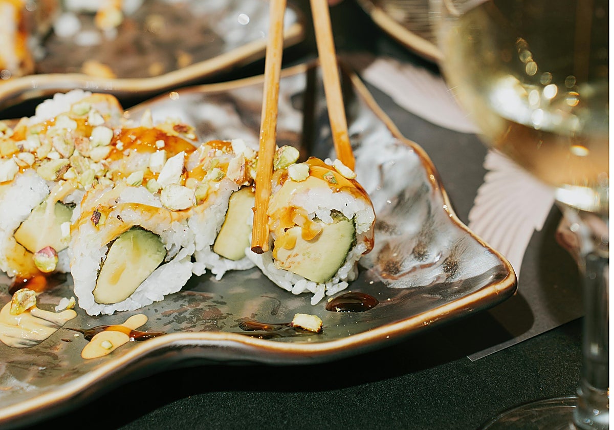 Koi Sushi acaba de aterrizar en Sevilla con una propuesta de buffet a la carta con más de medio centenar de recetas japonesas