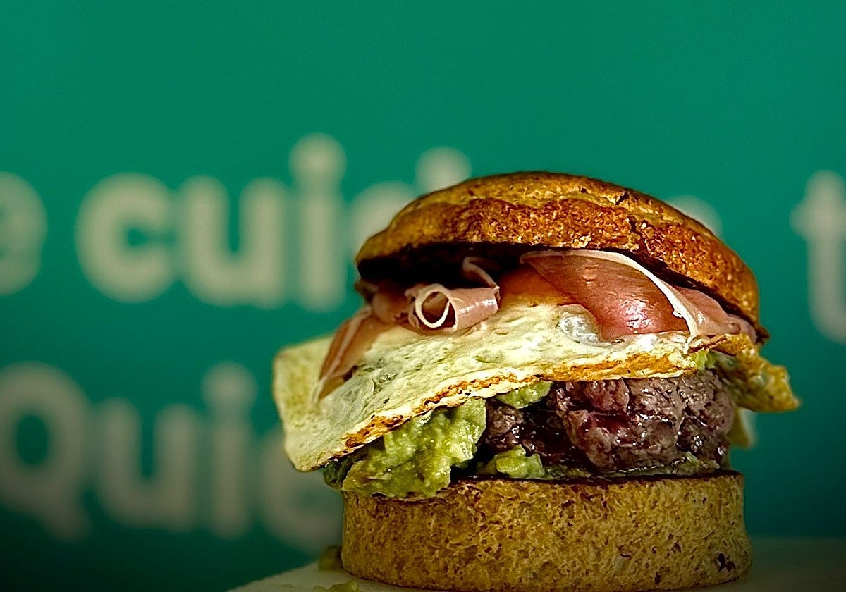 Una de las hamburguesas saludables que propone Healthy Burger en la capital cordobesa
