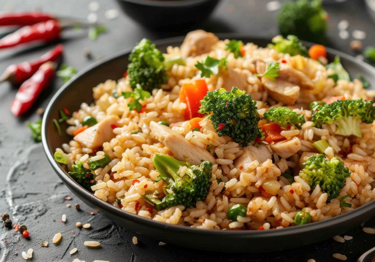 Arroz con brócoli y atún