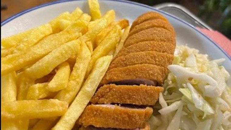 Flamenquín sin gluten en el restaurante Sociedad Platero María Auxiliadora de Córdoba