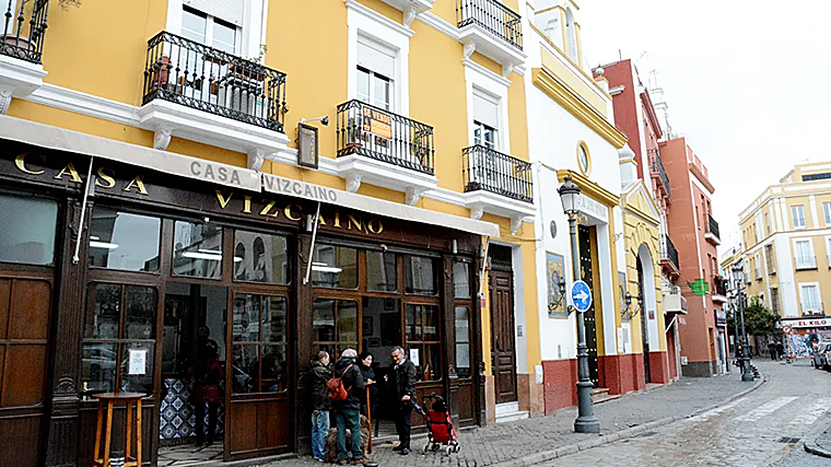 Fachada de Casa Vizcaíno en la calle Feria