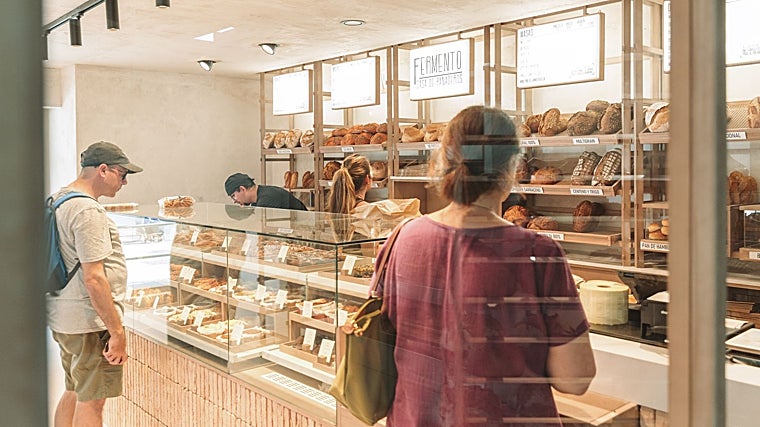 Fermento, la panadería artesana malagueña, abre tienda en Sevilla