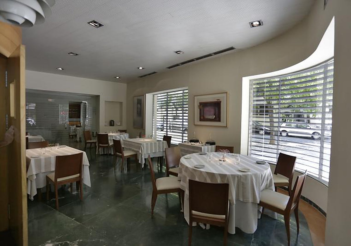 El restaurante Tribeca se encuentra en la calle Chaves Nogales en el barrio de Nervión, en Sevilla