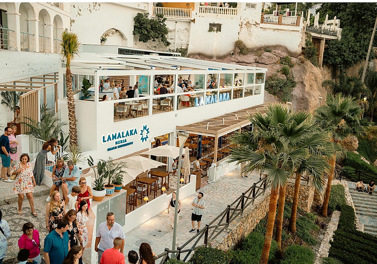 Beach club Lamalaka en Nerja