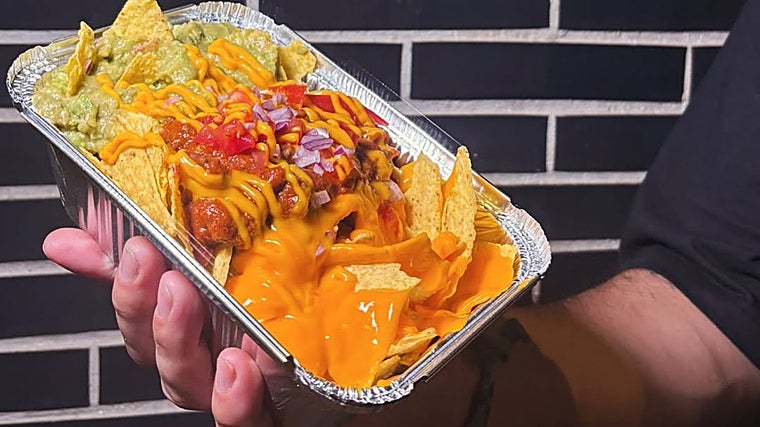 Este es el nuevo templo de perritos calientes de Sevilla que acaba de llegar a Nervión