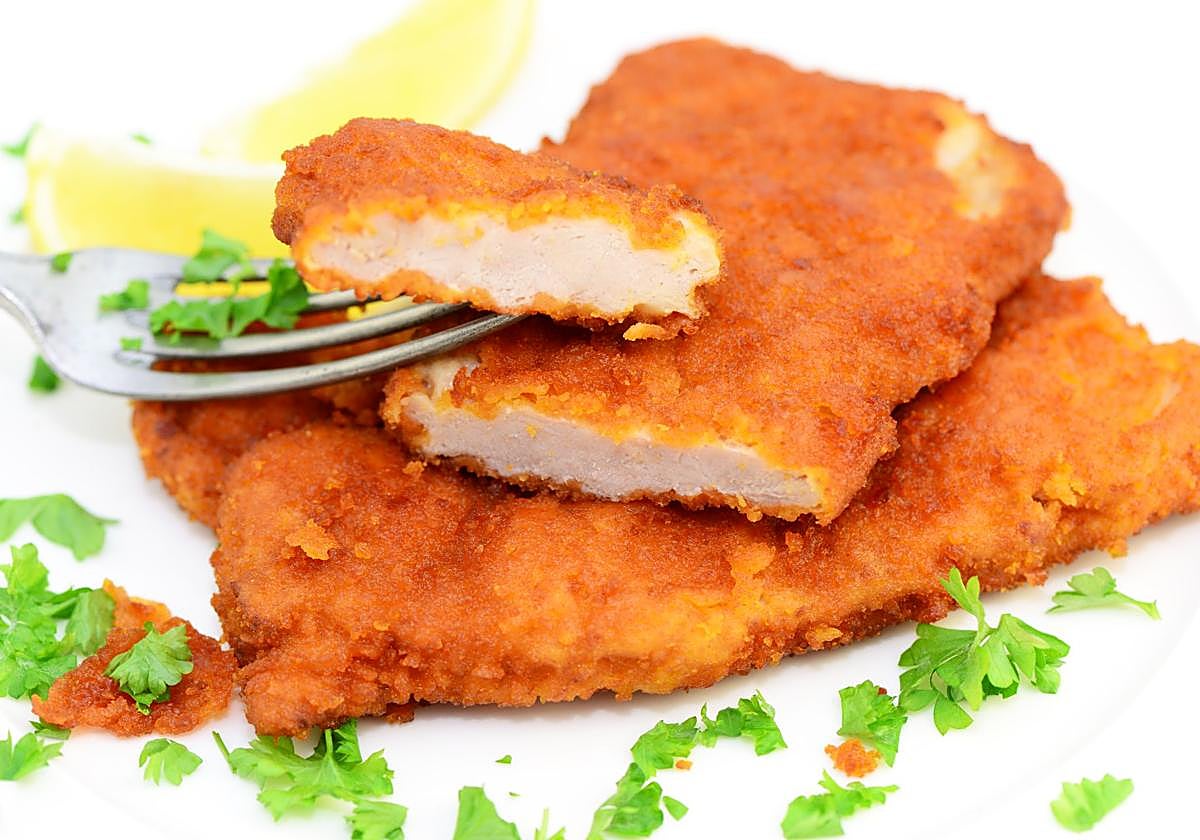 Los filetes empanados son un clásico que nunca falla