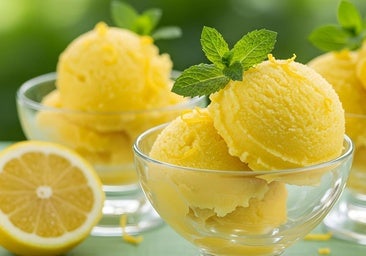 El helado de yogur y limón que hago en 5 minutos sin heladera y con sólo 3 ingredientes