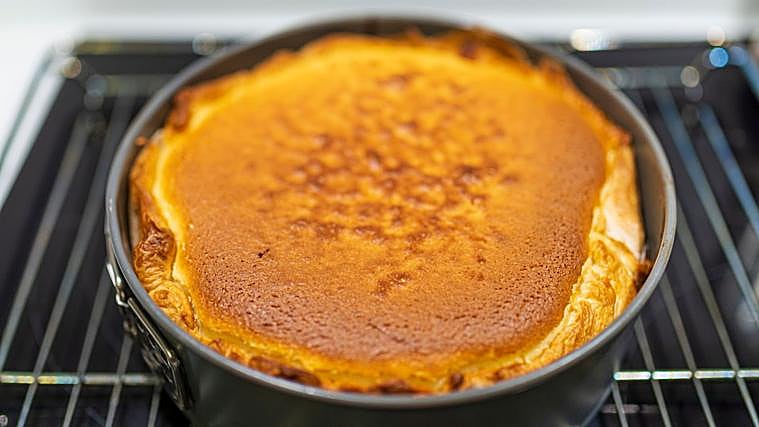 Es importante dejar reposar la tarta una vez horneada