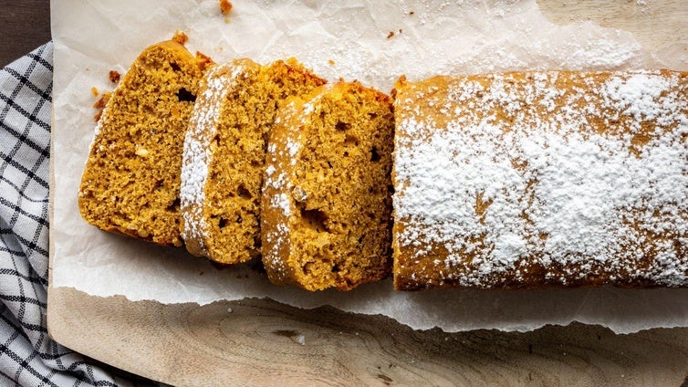 Bizcocho de calabacín: receta sana y fácil para el verano