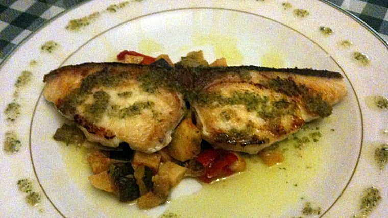 Pescado del día en Mesón La Casilla. Cabra (Córdoba)