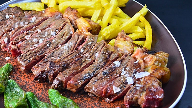 Entrecot de vacuno gallego de carbuga a la brasa volcánica de El Rincón Gallego