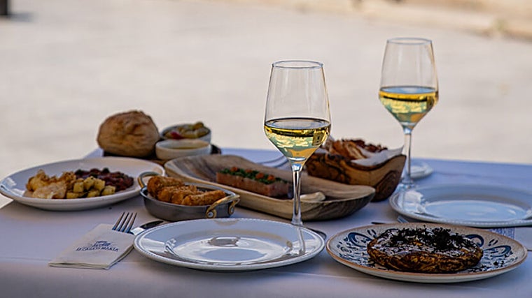 Dónde comer en los alrededores del río Guadalquivir: de la Torre del Oro a Triana