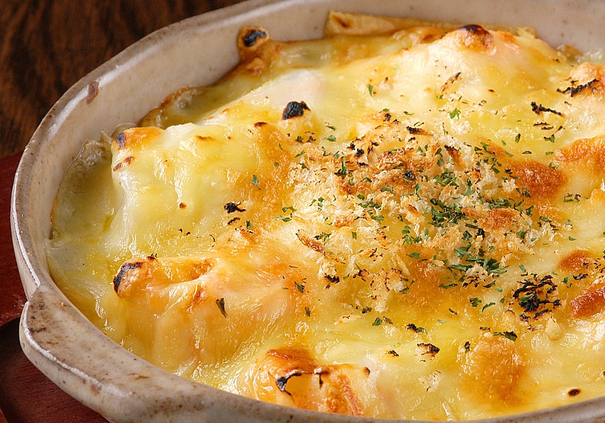 Merluza al horno con coliflor y alioli casero gratinado