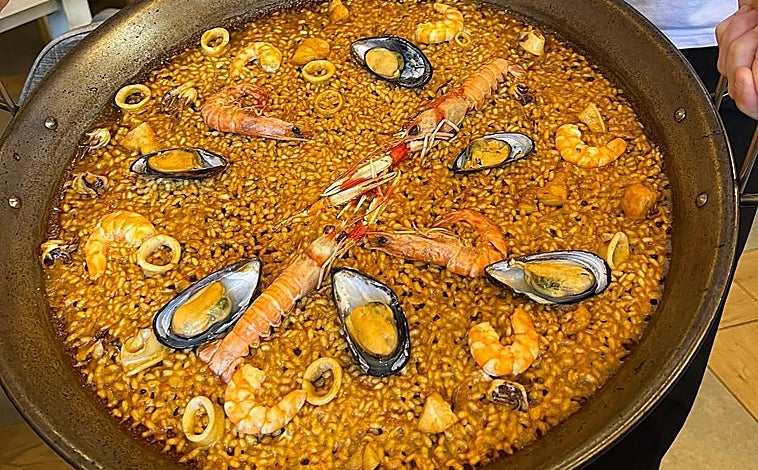 Imagen principal - Arroces de restaurante Los Reyes en Málaga
