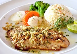 Gallineta a la naranja con bimis, brócoli y vasitos de arroz integral Brillante