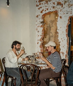 Imagen secundaria 2 - Fachada y fotos de interior de Zoco