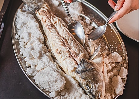 Imagen secundaria 1 - Platos de De Domínguez, en Sevilla