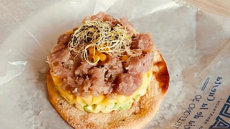 Original propuesta con torta de Inés Rosales