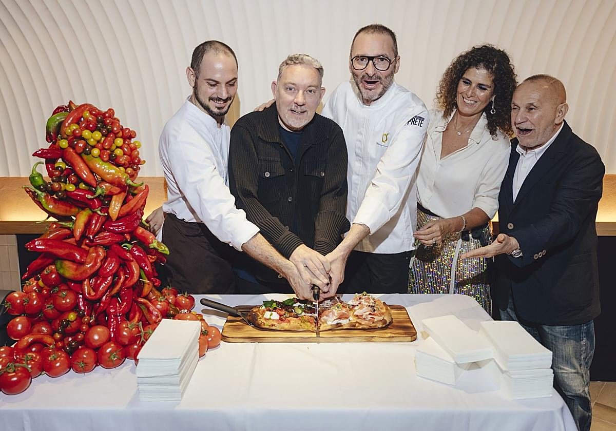 La inauguración de Sesto Gusto, del chef Massimiliano Prete, contó con Albert Adriá como padrino