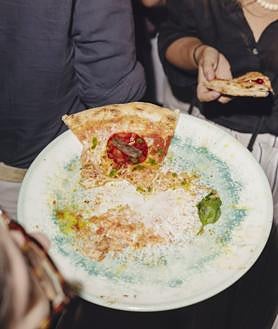 Imagen secundaria 2 - Sesto Gusto elige Sevilla para iniciar su internacionalización: llega a la Plaza del Pan un italiano innovador