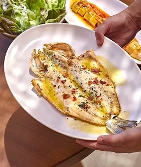 Imagen secundaria 2 - Platos de Mar de Sazzon en Estepona, Málaga