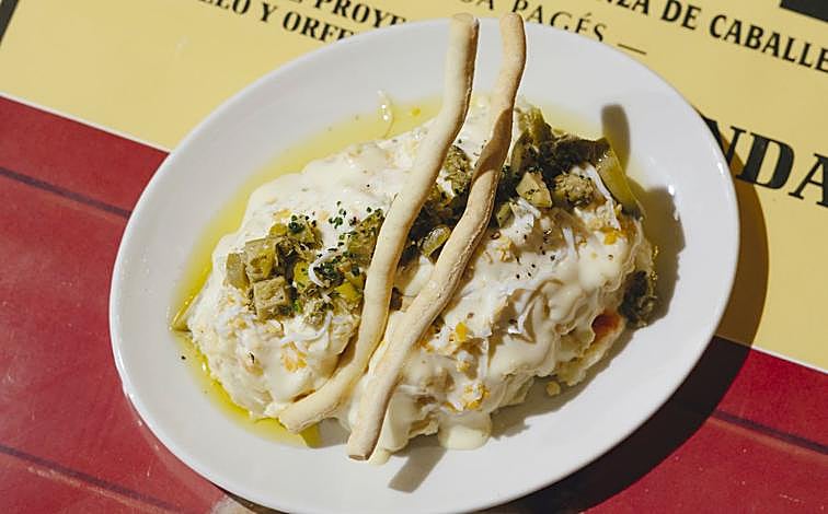 Imagen principal - Casa Inquieta abre para darle una nueva vida a la Taberna del Alabardero con restaurante, tablao flamenco y terraza rooftop