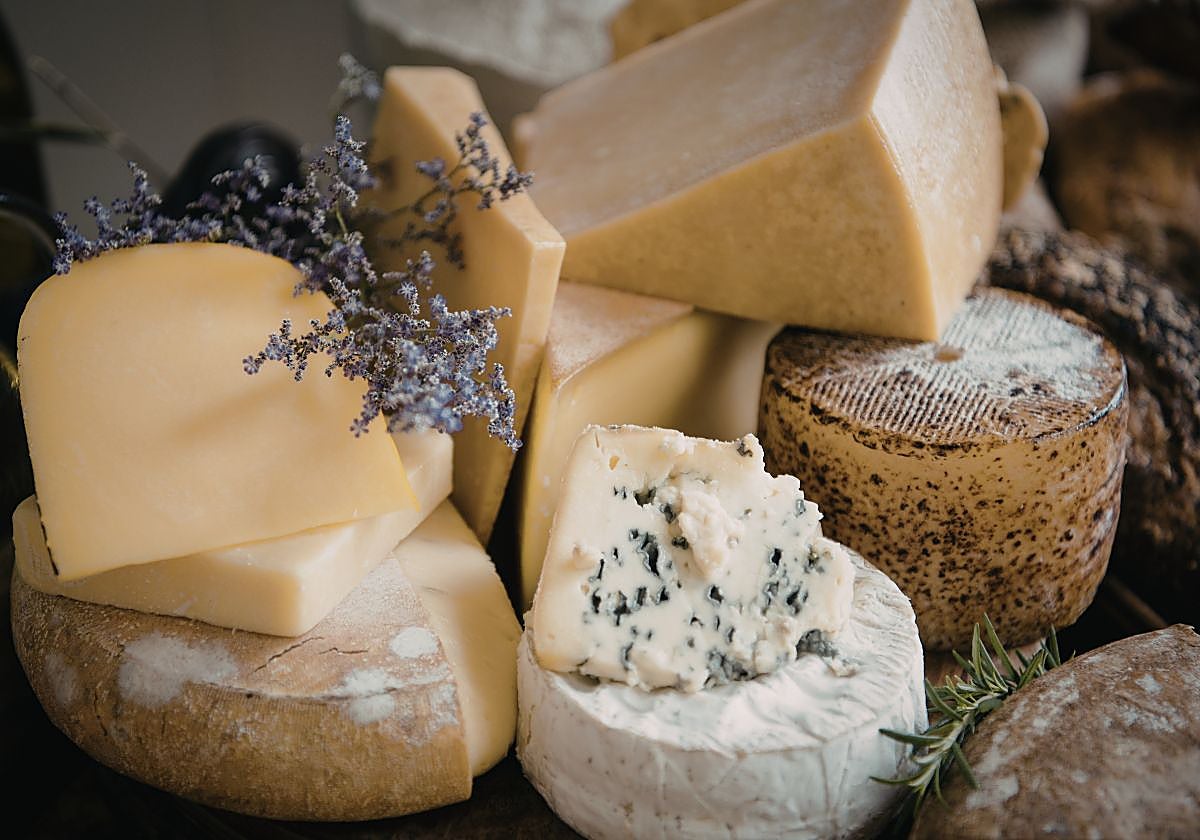 El domingo 16 de noviembre vuelve el tradicional Mercado de Quesos de Málaga a Coín